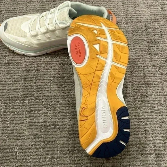 Vionic Edin White Sneakers - Picture 5 of 7